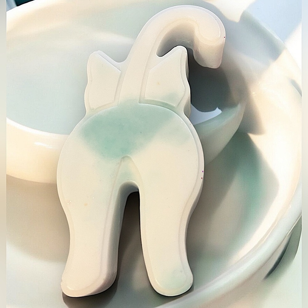 Lemon & mint scented handmade CAT soap 4x2in 5oz shea butter